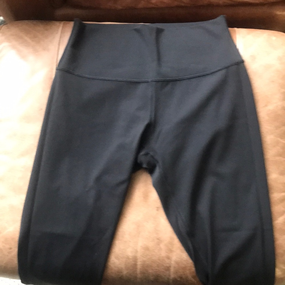 Lululemon Yoga Pants - basically new!